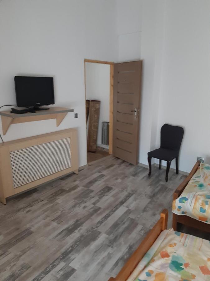 فندق House كرايوفا المظهر الخارجي الصورة